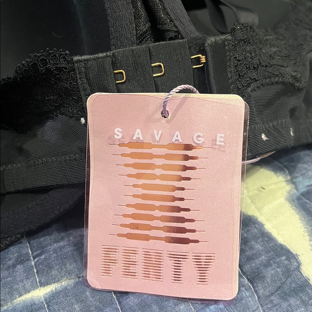 Savage X Fenty Black Underwire Bra 36 DDD - Picture 7 of 9